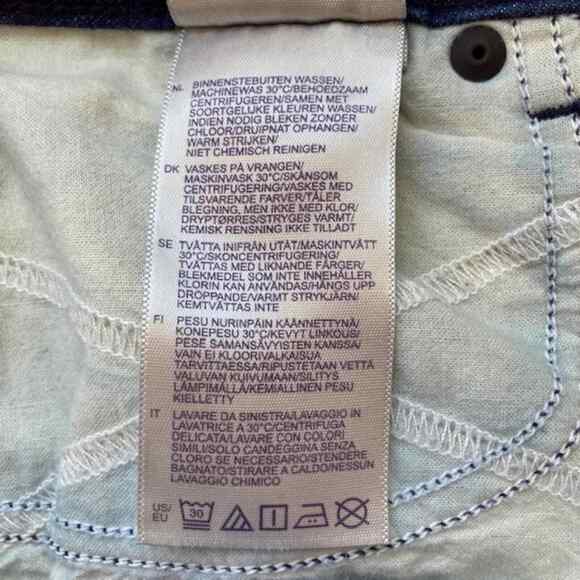 NYDJ Marylin Straight Leg Rapture Dark Wash Lift Tuck Technology Stretch Jeans 4 - Picture 10 of 11